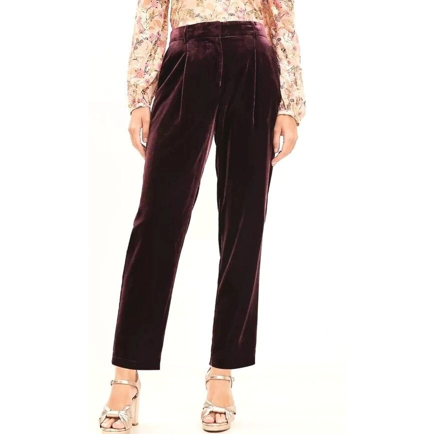 Loft Womens Burgundy Velvet Pleat Front Straight Leg Pant Size 8 Pleated Trouser